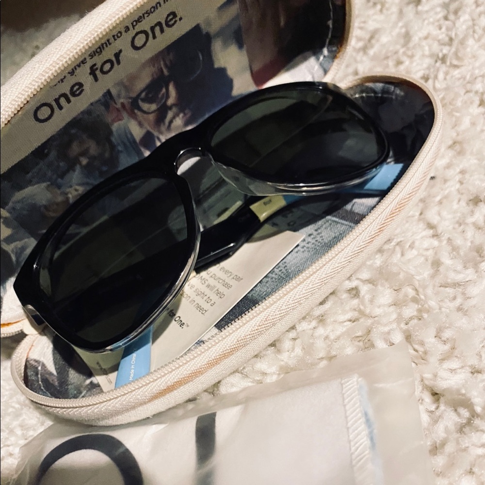 Brand New Classic Black Toms Unisex Sunglasses